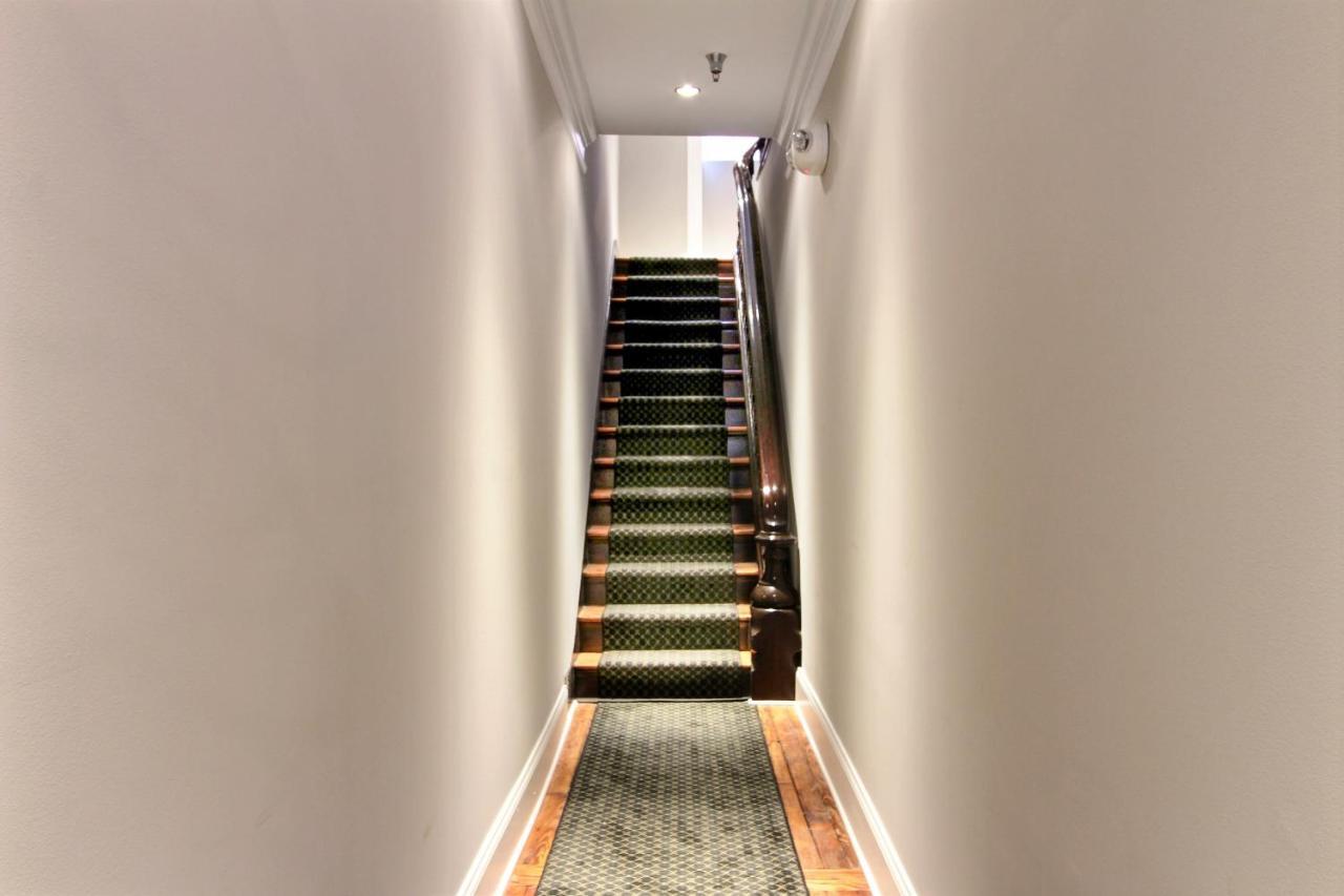 The Suites At Bay Savannah Exteriör bild